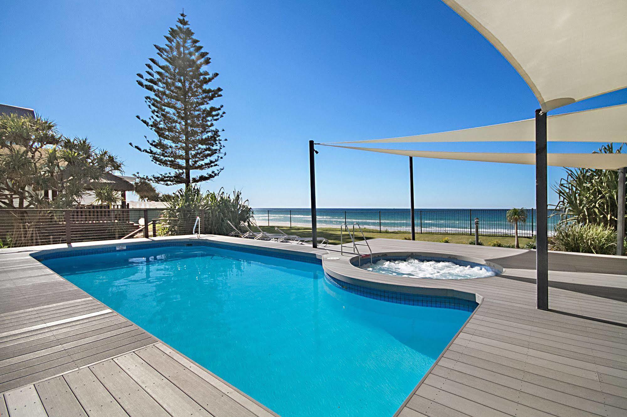 Hibiscus On The Beach Gold Coast Bagian luar foto